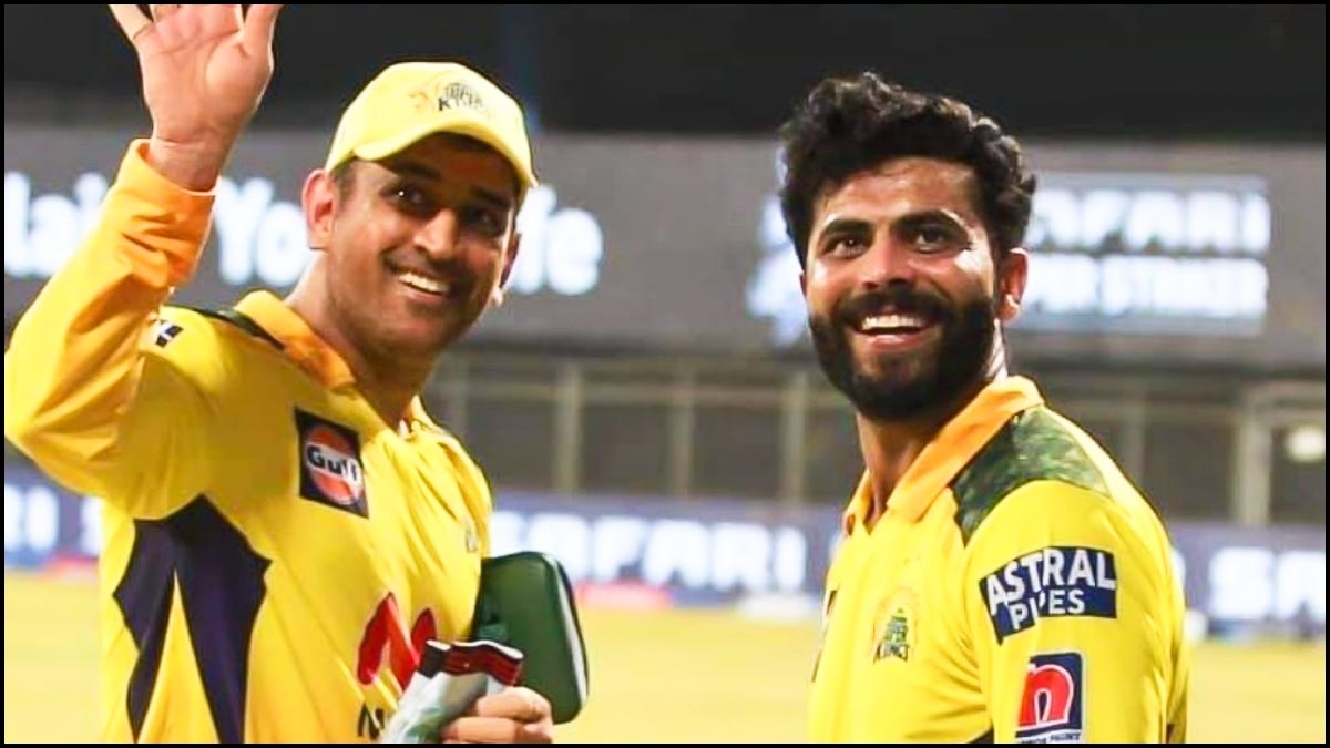 MSD hands over the CSK captaincy baton to Jadeja MSD hands over the CSK captaincy baton to Jadeja