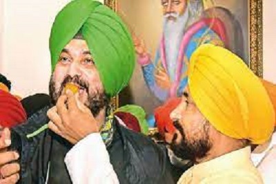 Punjab: Amid Sidhu-Channi tussle, Congress in dilemma over state unit chief
