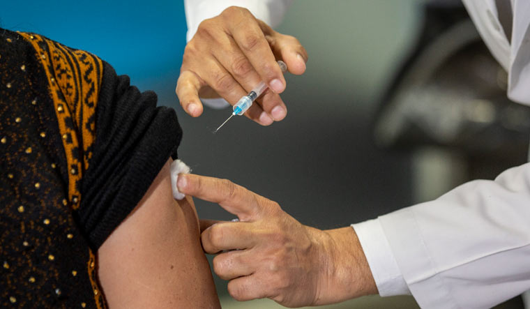 MP to start nominal 18+ vaccination from May 5; only 1.48 lakh people to get jab in 11 days