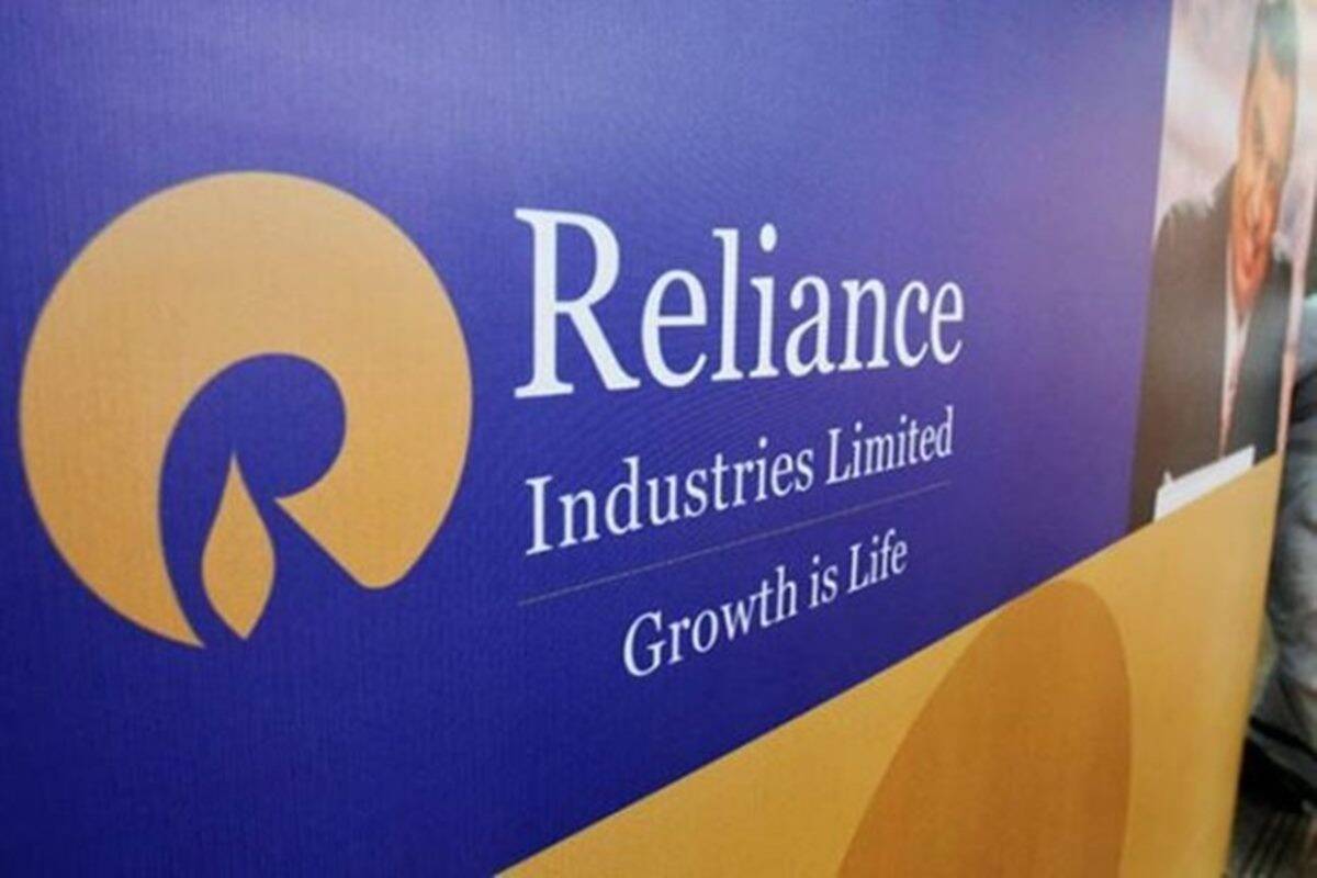 Reliance shares continue to fall; how do analysts view its future plans?