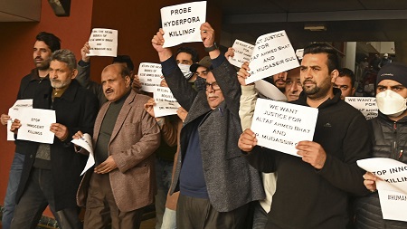 Rights activist demands probe into civilian killings in Kashmir