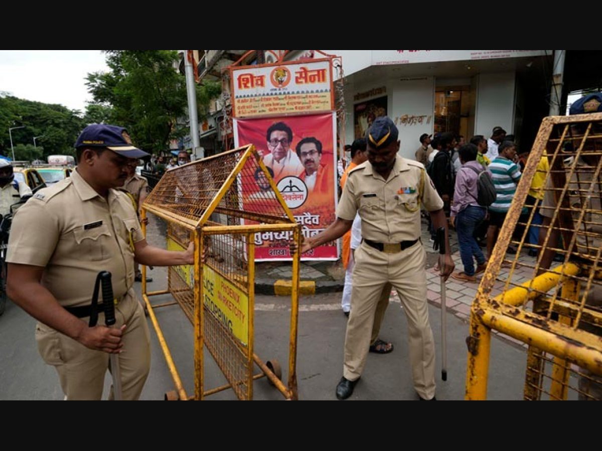 Maharashtra: Police on high alert after Shiv Sena vandalise posters of rebel MLAs