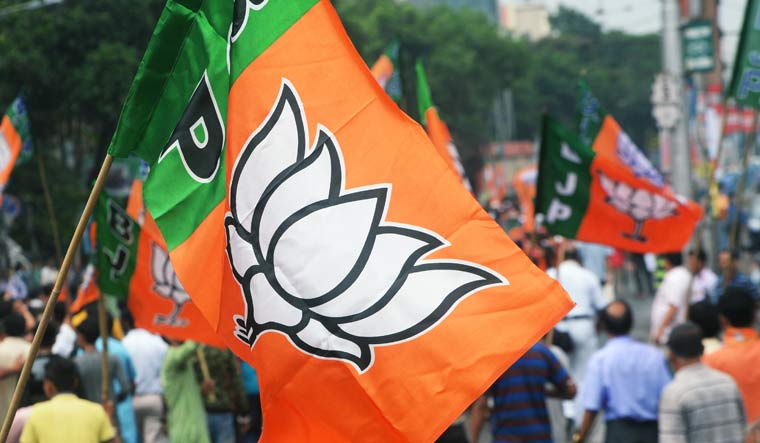 Five JD(U) MLAs join BJP in Manipur