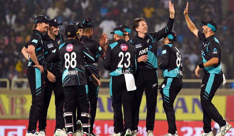 New Zealand outplay India by 21 runs in first T20I