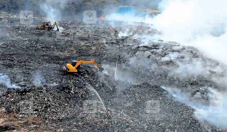 Brahmapuram fire: NGT slaps Rs 100 crore penalty on Kochi Corporation